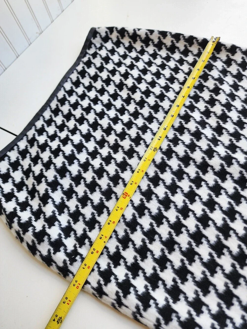 Talbots Houndstooth Black White Women's Skirt Wool Blend  Pencil Sz 14